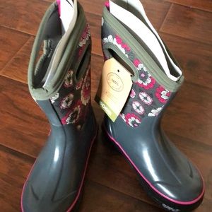 NWT Children’s  Bogs